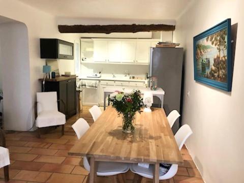 Maison De Village Avec Vue Éguilles Zewnętrze zdjęcie